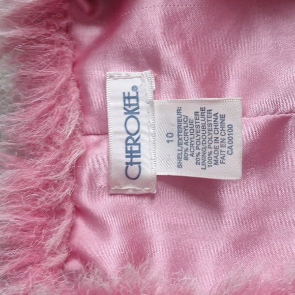 Pink fuzzy 💗 vest with check mini skirt - Picture 2 of 4